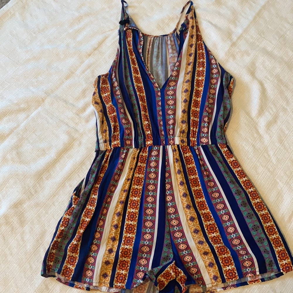 Romper - Picture 2 of 3
